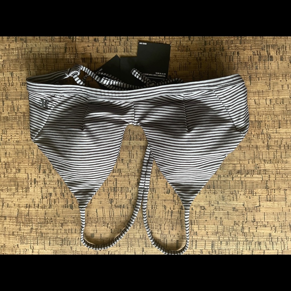 Hurley large bikini top.  New with tags. Size L